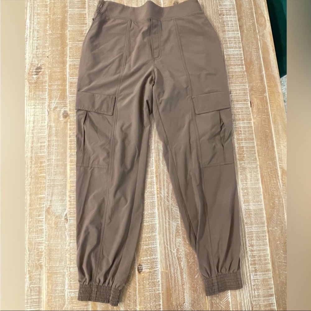 Athleta Chelsea Utility Jogger